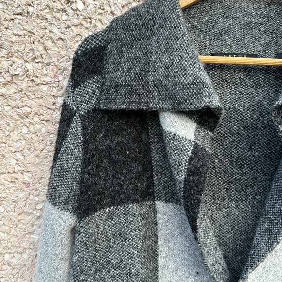 Cyrus Plaid Open Jacket with Collar - Picture 2 of 6